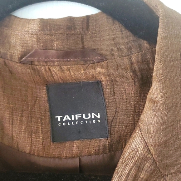 Women's Vintage Taifun Collection blazer in Metallic brown/Mocha Mousse - Picture 3 of 4